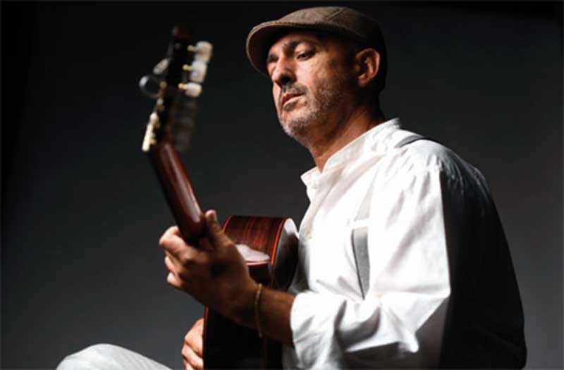 El guitarrista José María Bandera.