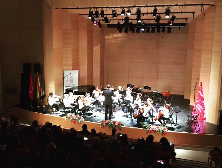 La Escuela Municipal de Música y Danza, al son de la Navidad.