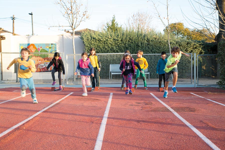 El Club de Atletismo reanuda sus conferencias.