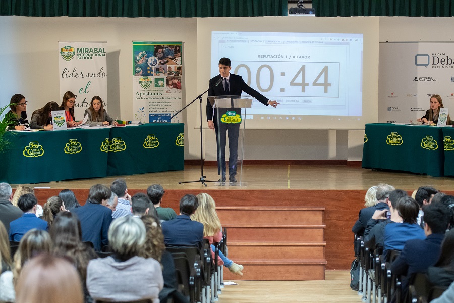 El Mirabal acoge la Liga de Debate.