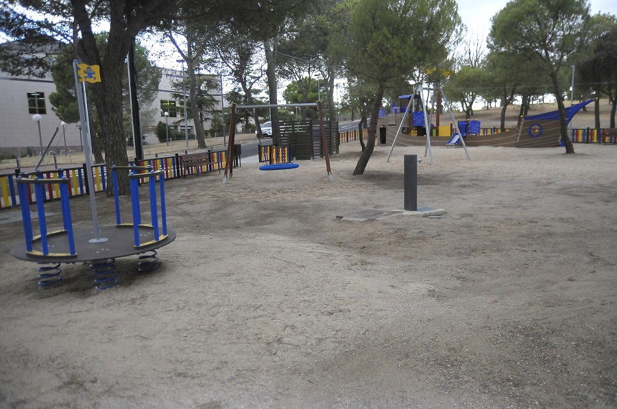 Nuevo parque infantil en Las Lomas.