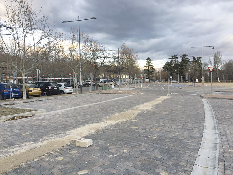 Apertura parcial del nuevo aparcamiento del paseo de Madrid