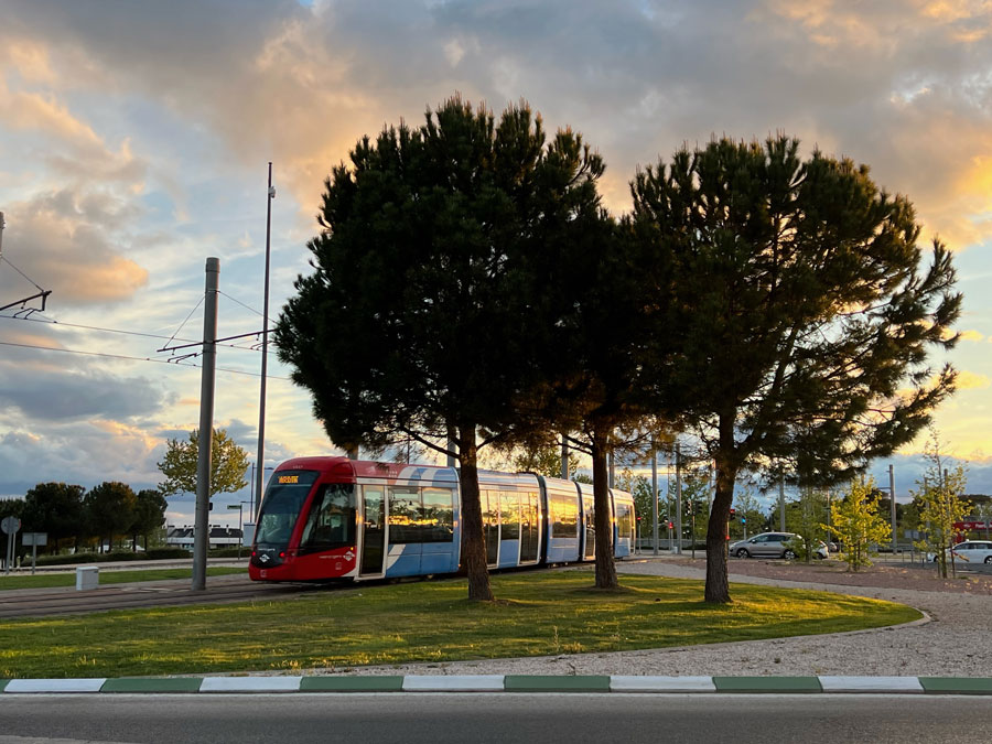 Boadilla del Monte es la ciudad de más de 50.000 habitantes de España que menos impuestos cobra a sus ciudadanos