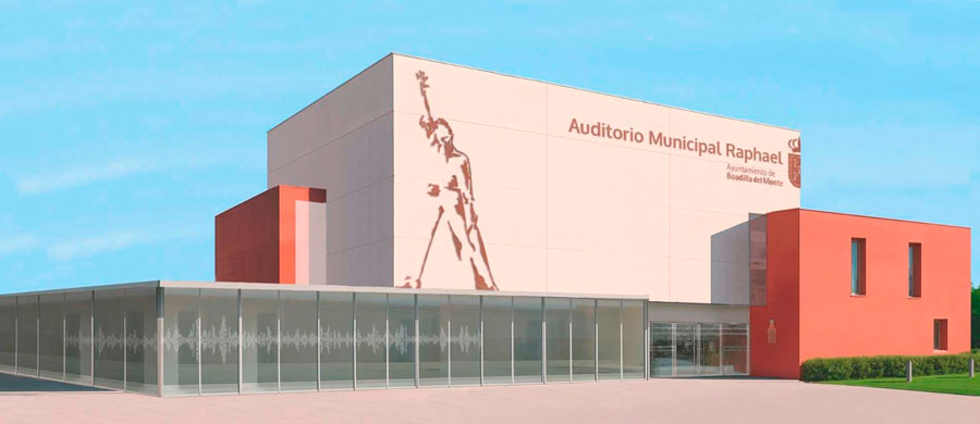 Boadilla del Monte rendirá homenaje al cantante Raphael dándole su nombre al Auditorio municipal
