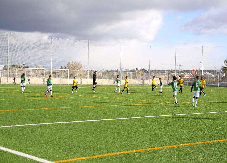Hasta el 2 de agosto hay de plazo para reservar plaza en las ligas municipales de fútbol y raqueta que organiza el área de Deportes del Ayuntamiento de Boadilla del Monte