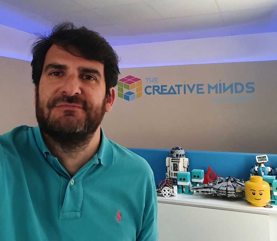 Eduardo Corraliza, fundador de Creative Minds, centro especializado en formación tecnológica para niños
