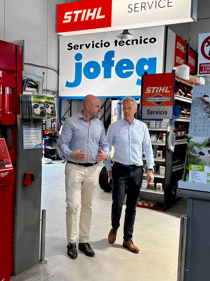 Jofeg, 50 años de historia dedicados al jardín, la piscina... Jofeg, 50 años de historia dedicados al jardín, la piscina...
