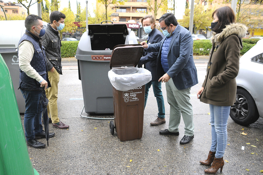 Prueba piloto del contenedor para residuos orgánicos