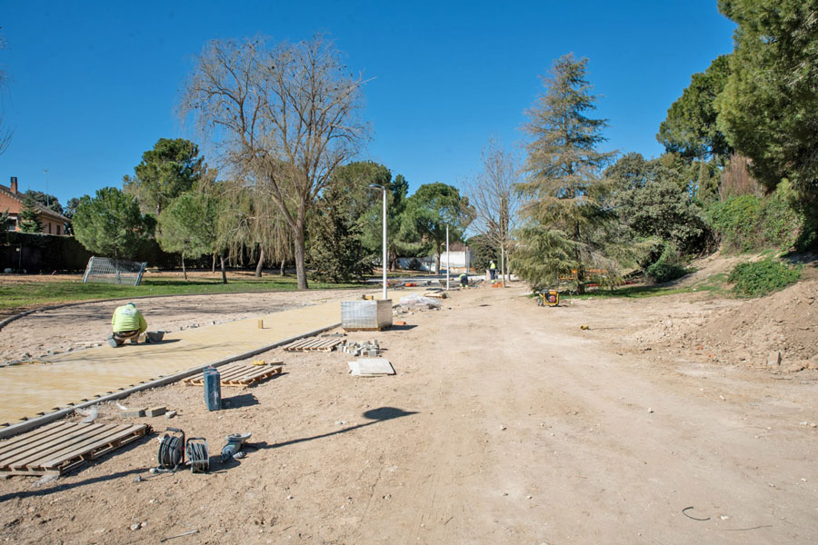 Trabajos de mejora y modernización del parque Isla de la Toja, en Valdepastores (Boadilla del Monte)