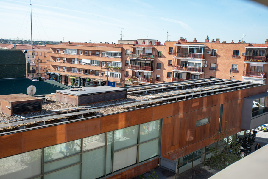 El centro de mayores María de Vera de Boadilla del Monte ya tiene placas fotovoltaicas