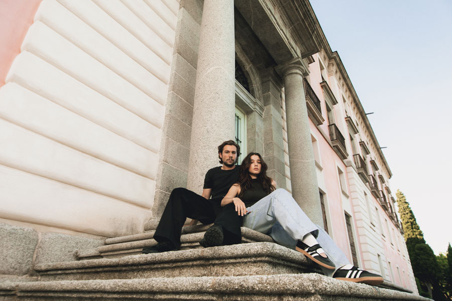 Netflix rueda en Boadilla del Monte distintas escenas de la serie Los secretos de la condesa, con Carla Campra y Carlos Cuevas como protagonistas