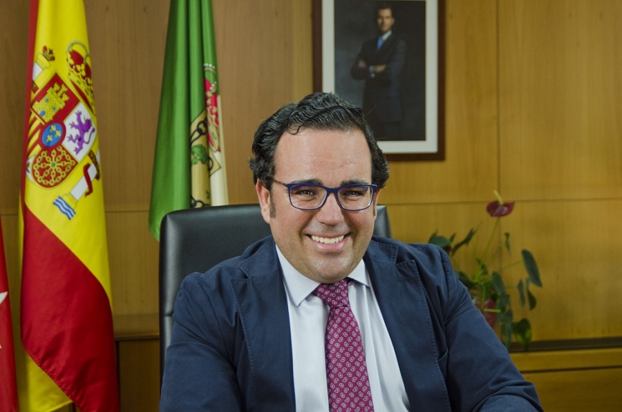 Úbeda, presidente de Urbanismo y Vivienda de la federación de municipios y provincias.