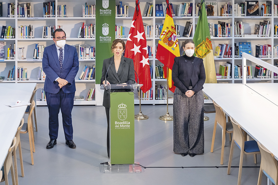 Bienvenidos a la nueva Biblioteca-teatro Princesa doña Leonor en Boadilla del Monte