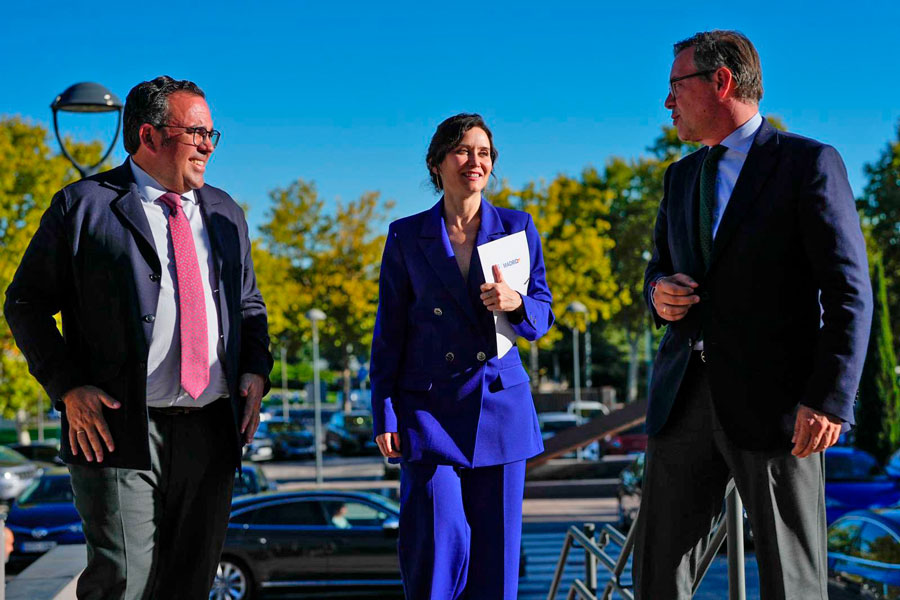Isabel Díaz Ayuso inaugura la nueva sede del Partido Popular en Boadilla del Monte tras la celebración del Comité Ejecutivo del PP de Madrid
