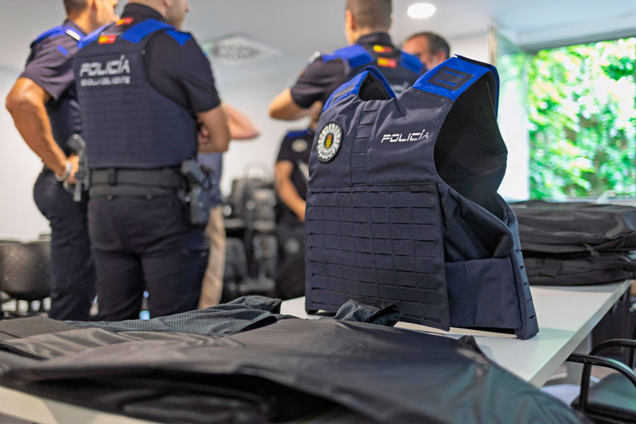 Chalecos antibalas de última generación para toda la plantilla de Policía Local de Boadilla del Monte Chalecos antibalas de última generación para toda la plantilla de Policía Local de Boadilla del Monte