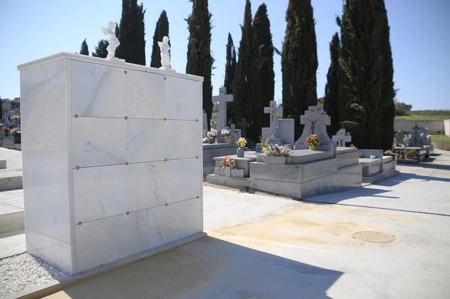 La misa de Todos los Santos se celebrará en el cementerio municipal