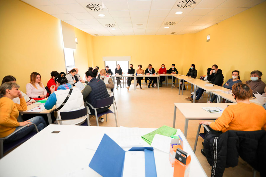 Boadilla del Monte ofrece clases de español para los refugiados ucranianos