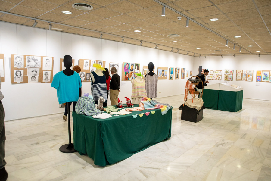 El Centro de Formación de Boadilla del Monte expone los trabajos de los talleres municipales 