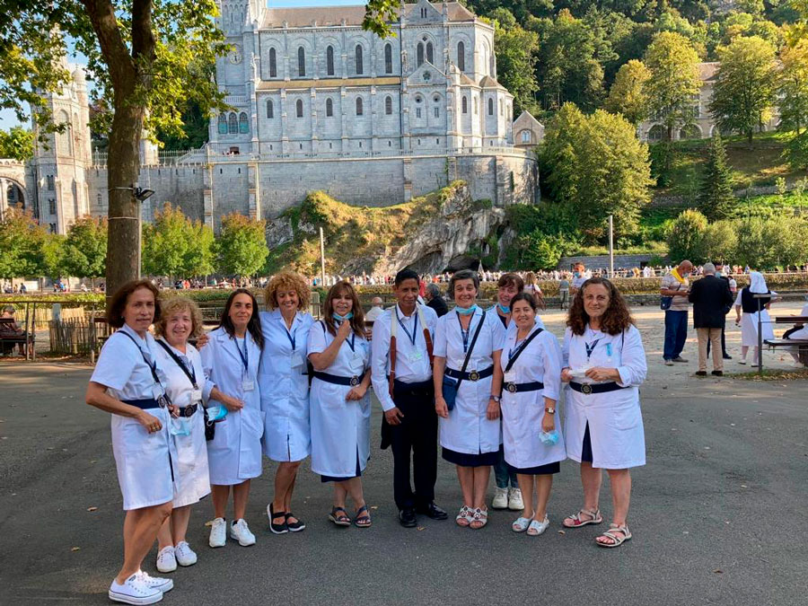 ¿Te apetece ir a Lourdes este verano? ¿Te apetece ir a Lourdes este verano?
