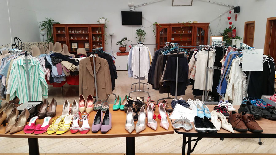 Estamos por ti reabre su tienda solidaria en Boadilla del Monte