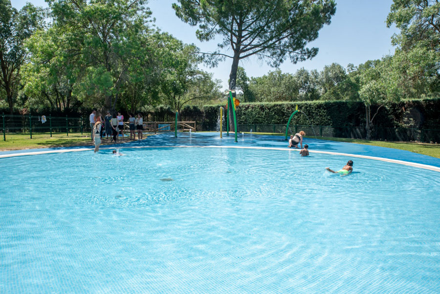 Campamento de verano para niños con TEA severo 