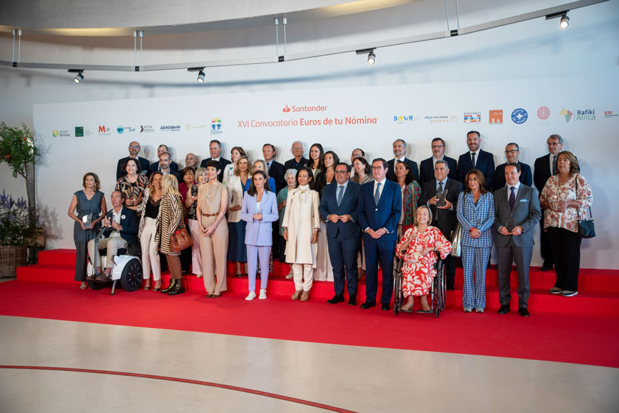 La reina Letizia en la Ciudad Financiera La reina Letizia en la Ciudad Financiera