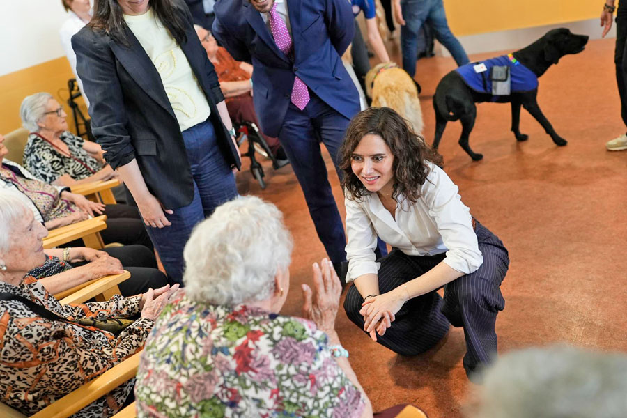Isabel Díaz Ayuso presenta el Plan 40-40 para renovar las residencias y centros de día de la Comunidad de Madrid