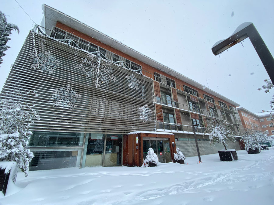 El Ayuntamiento de Boadilla del Monte durante la gran nevada