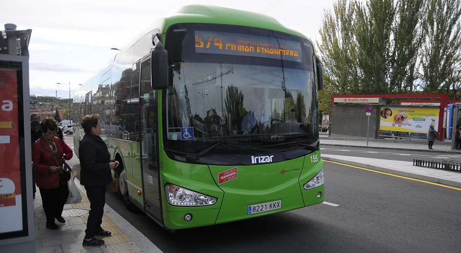 Más viajes en el autobús 574.