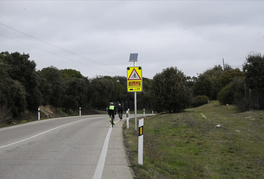 Atención, ciclista en la M-516.