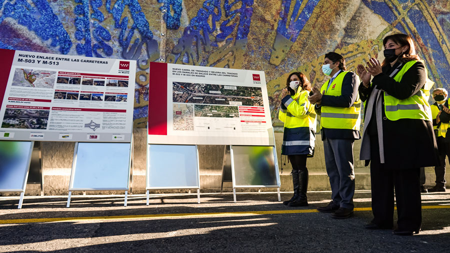 La presidenta de la Comunidad de Madrid, Isabel Díaz Ayuso, ha inaugurado hoy este paso soterrado junto