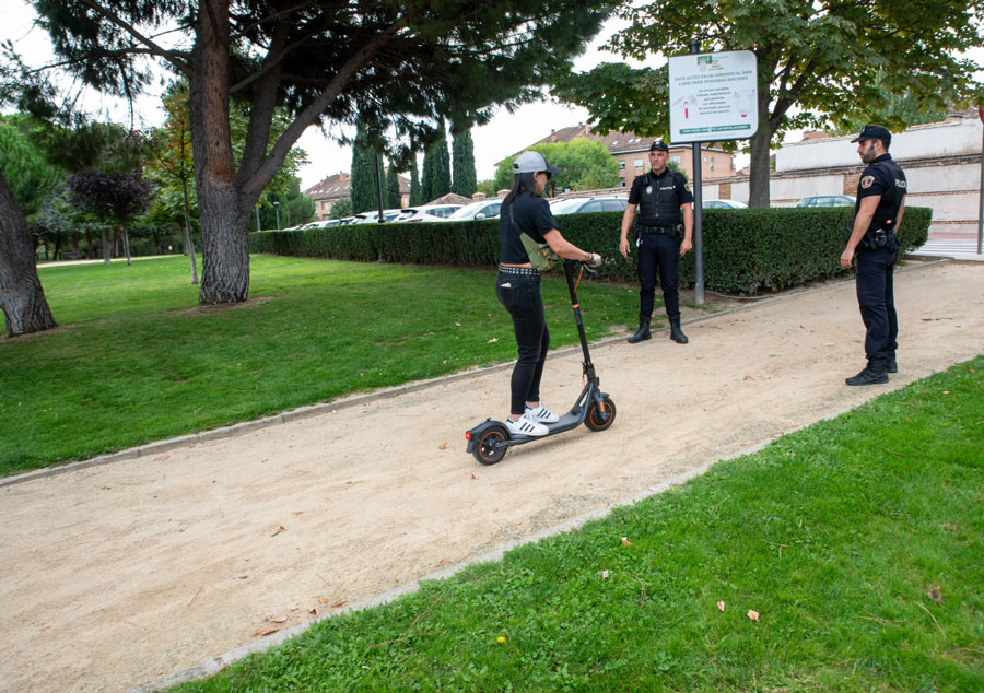 Cómo usar correctamente los patinetes eléctricos