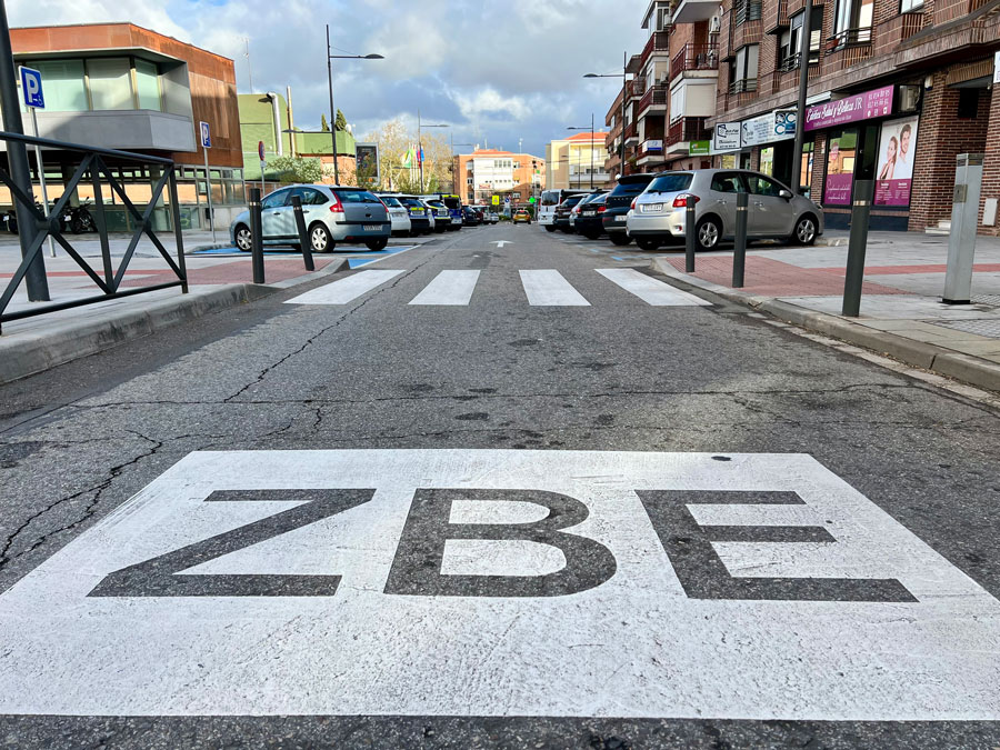 A partir de hoy se multará a los vehículos que no respeten la Zona de Bajas Emisiones