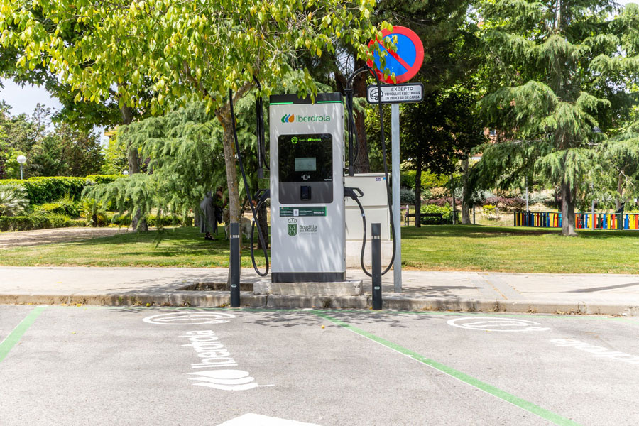 Nuevos puntos de recarga para coches eléctricos en Boadilla del Monte