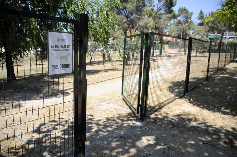 Ampliada el área canina del parque Juan Pablo II en Boadilla del Monte