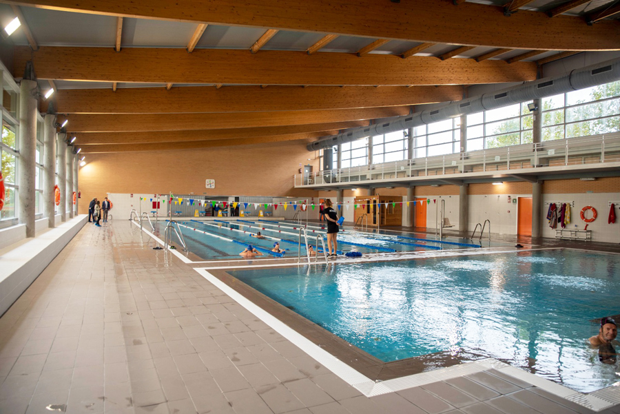 Finalizadas las obras de reforma en la piscina cubierta municipal de Boadilla del Monte