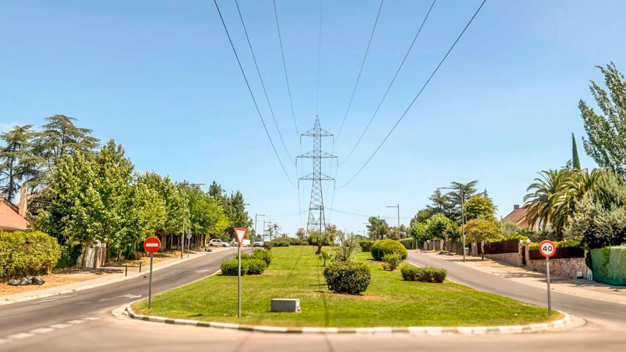 Primeros pasos para soterrar la línea de alta tensión Las Lomas-Majadahonda Primeros pasos para soterrar la línea de alta tensión Las Lomas-Majadahonda