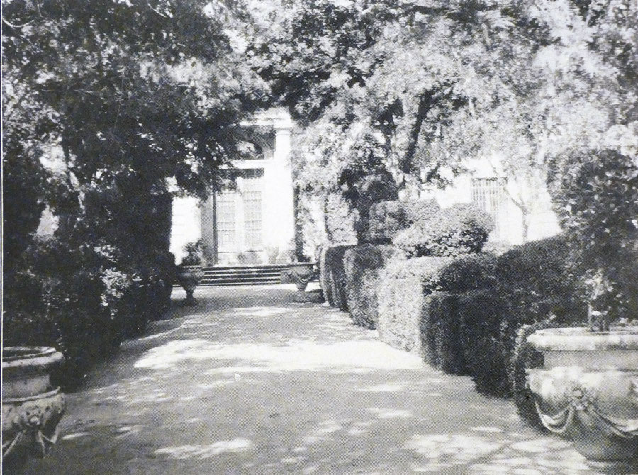 El jardín del palacio en 1930 El jardín del palacio en 1930