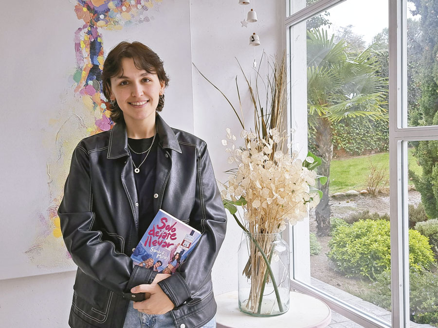 Sandra Miró, escritora y vecina de Boadilla del Monte, publica su quinta novela 'Solo déjate llevar'