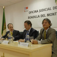 Momento de la presentación oficial de los nuevos servicios de la Oficina Judicial de Boadilla.