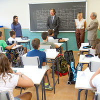El alcalde de Boadilla del Monte, Antonio González Terol inauguró esta mañana el nuevo curso escolar en el Colegio Ágora.