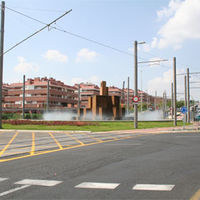 Rotonda en la avenida de Siglo XXI en Boadilla del Monte.