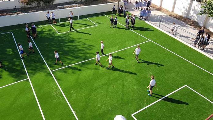 Campo de fútbol Colegio San Luis de los Franceses.