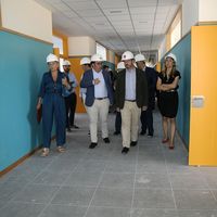 El presidente regional visita el nuevo instituto.