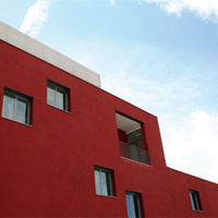 Detalle del edificio del Auditorio Municipal, sede de la Escuela Municipal de Música de Boadilla del Monte.