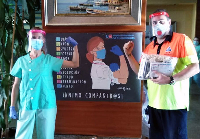 Entrega de mascarillas y pantallas realizados por voluntarios de Boadilla del Monte