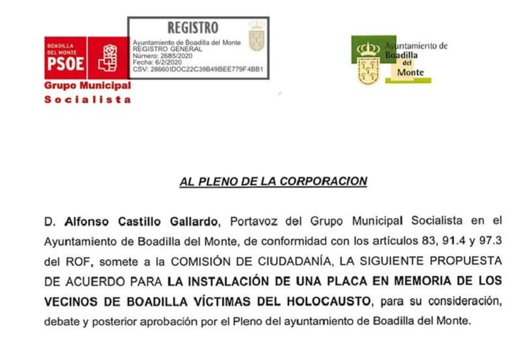 El Partido Popular de Boadilla del Monte ha contestado las críticas de Vox por su apoyo a la moción del PSOE para recordar a los vecinos de la localidad que sufrieron el exilio y el internamiento en campos de concentración. El PP contesta a Vox: recuerdo a todos los exiliados.