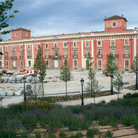 Imagen de las obras explanada del Palacio del Infante Don Luis de Boadilla.