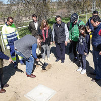 Primera piedra del parque el Mirador del Nacedero