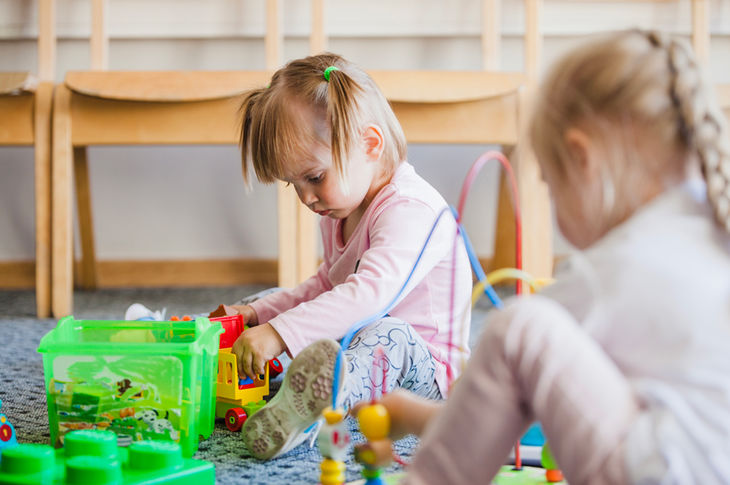 Abierto el plazo de solicitud para las becas de Educación Infantil en centros privados de la Comunidad de Madrid